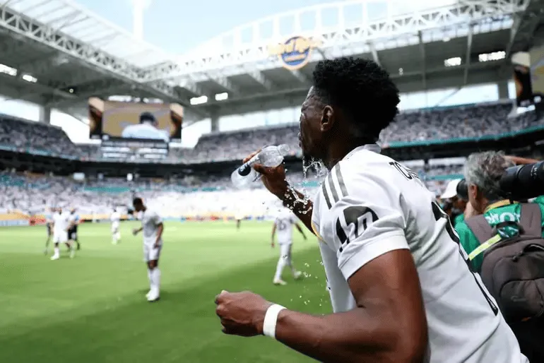 星空体育-TA独家：FIFA允许世界杯补水时间插播广告，限制时长2分10秒